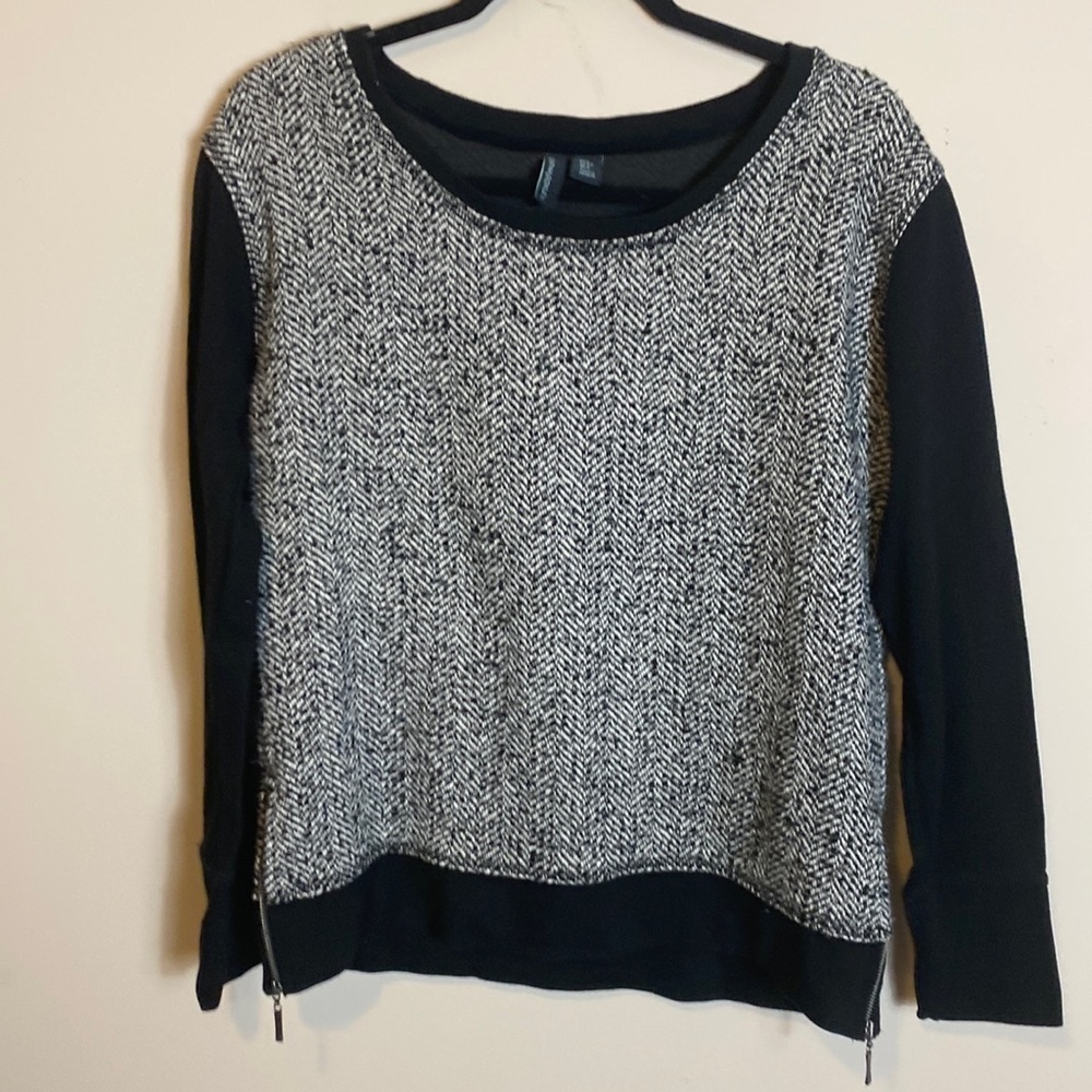 Cynthia Rowley Herring Bone Black and White sweater size S